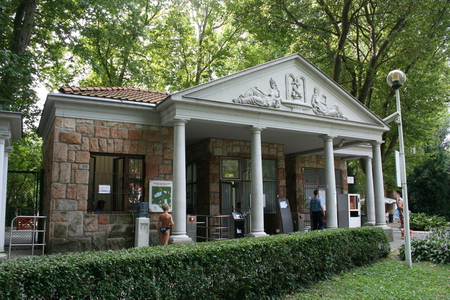 RÓMAI Galéria